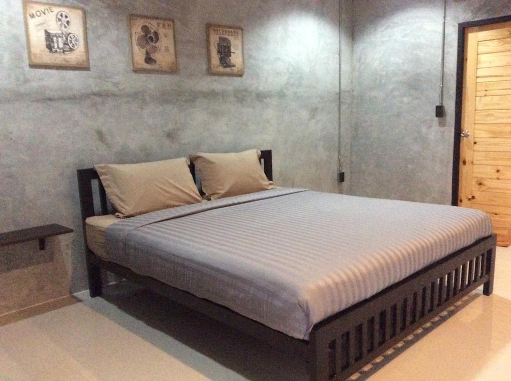 The Loft Resort Kabin Buri エクステリア 写真
